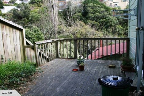 Photo of property in 143 Wadestown Road, Wadestown, Wellington, 6012