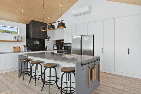 Photo of property in 23 Westview Road, Wanaka, 9305