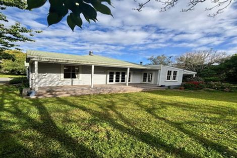 Photo of property in 37 Smalley Road, Glenbrook, Waiuku, 2681
