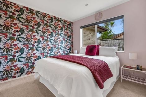 Photo of property in 27 Richfield Crescent, Westgate, Auckland, 0614