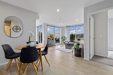 Photo of property in Norfolk Apartments, 201/19 Bute Road, Browns Bay, Auckland, 0630