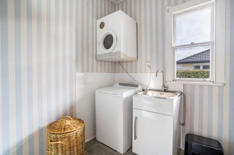 Photo of property in 15 Home Street, Winton, 9720