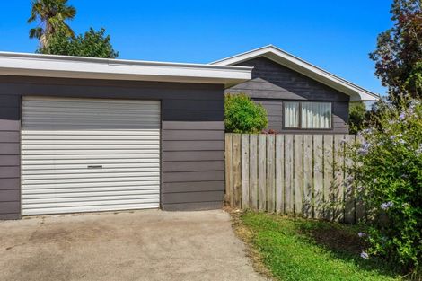Photo of property in 1 Tawhara Place, Edgecumbe, 3120