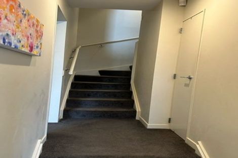 Photo of property in 30/31 Princess Terrace, Newtown, Wellington, 6021