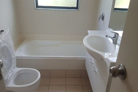 Photo of property in 26/8 Margan Avenue, New Lynn, Auckland, 0600