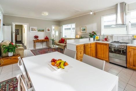 Photo of property in 81 Elizabeth Street, Mount Victoria, Wellington, 6011