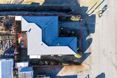 Photo of property in 3 Mckenzie Street, Fairlie, 7925