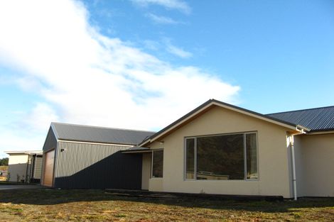 Photo of property in 3 Castalia Drive, Lake Hayes, Queenstown, 9304