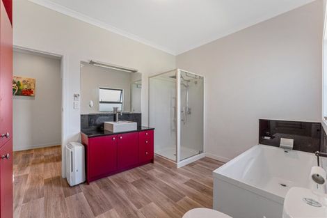 Photo of property in 1 Edmay Street, Feilding, 4702