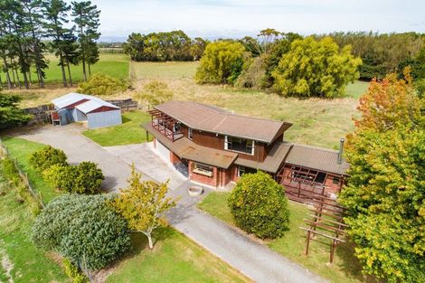 Photo of property in 83 Oroua Road, Kairanga, Palmerston North, 4475