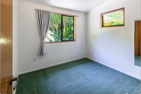 Photo of property in 86 Wood Bay Road, Titirangi, Auckland, 0604