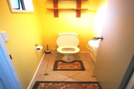 Photo of property in 24 Barnea Circle, Glen Eden, Auckland, 0602