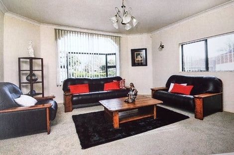 Photo of property in 36 Santa Ana Drive, Dannemora, Auckland, 2016