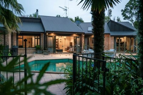 Photo of property in 260 Thornton Road, Cambridge, 3496