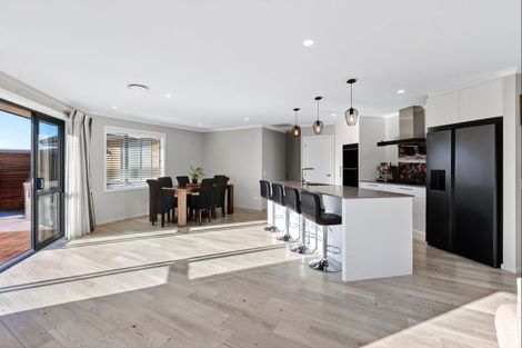 Photo of property in 14 Huntaway Close, Stoke, Nelson, 7011