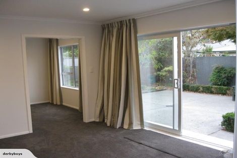 Photo of property in 2/12 Keoghs Lane, St Albans, Christchurch, 8014