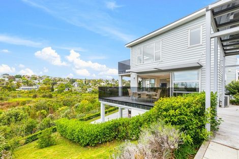 Photo of property in 14 Remuremu Street, Long Bay, Auckland, 0630