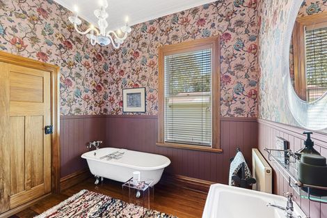 Photo of property in 137 Egmont Road, Hillsborough, New Plymouth, 4372