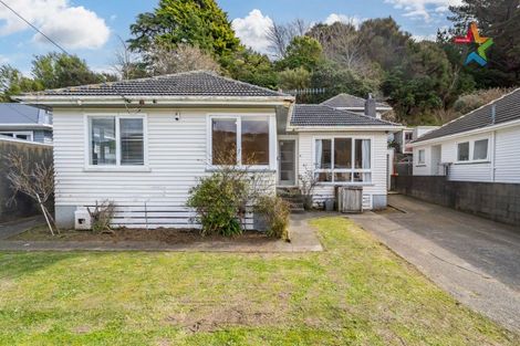 Photo of property in 153 Wellington Road, Wainuiomata, Lower Hutt, 5014