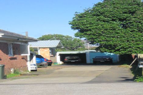 Photo of property in 1/11 Hoteo Avenue, Papatoetoe, Auckland, 2025