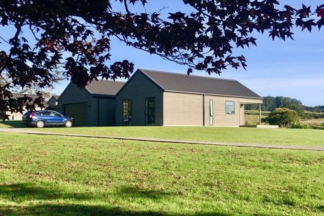 Photo of property in 1502 Weranui Road, Wainui, Silverdale, 0994