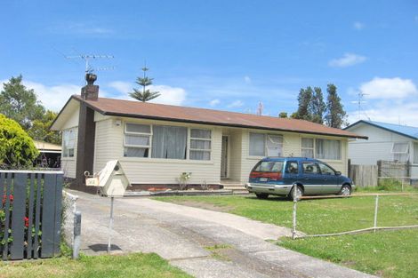Photo of property in 32 Jupiter Street, Rosehill, Papakura, 2113