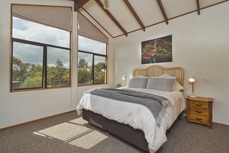 Photo of property in 3a Tauroa Road, Havelock North, 4130