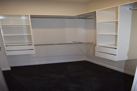 Photo of property in 517 East Coast Road, Murrays Bay, Auckland, 0630