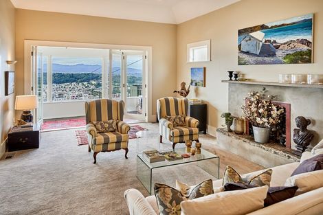 Photo of property in 52 Central Terrace, Kelburn, Wellington, 6012