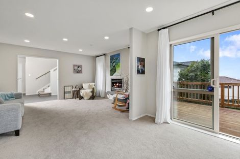 Photo of property in 30c Schnapper Rock Road, Schnapper Rock, Auckland, 0632