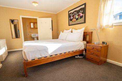 Photo of property in 49 Jollie Road, Twizel, 7901