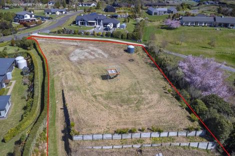 Photo of property in 41 Lomond Grove, Acacia Bay, Taupo, 3385