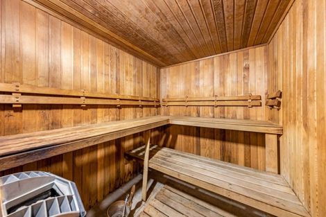 Photo of property in Highgate Towers, 5e/8 Howe Street, Freemans Bay, Auckland, 1011