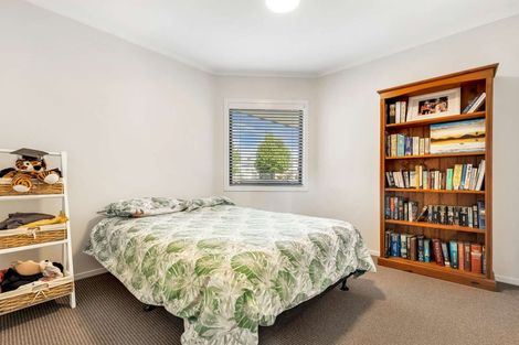 Photo of property in 16/64 Kawaha Point Road, Kawaha Point, Rotorua, 3010