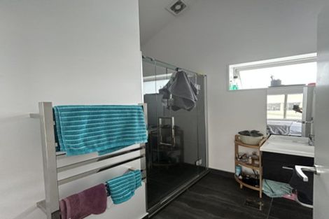 Photo of property in 3/30 Pirie Street, Mount Victoria, Wellington, 6011