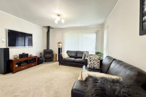 Photo of property in 16 Onetaunga Road, Chatswood, Auckland, 0626