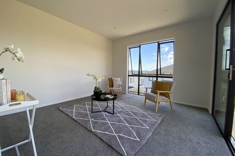 Photo of property in 1 Eric Gifford Drive, Ranui, Auckland, 0612