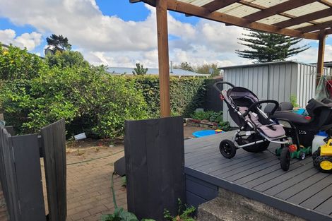 Photo of property in 1/9 Millen Avenue, Pakuranga, Auckland, 2010