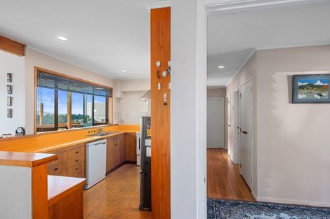 Photo of property in 315 Glenfield Road, Glenfield, Auckland, 0629