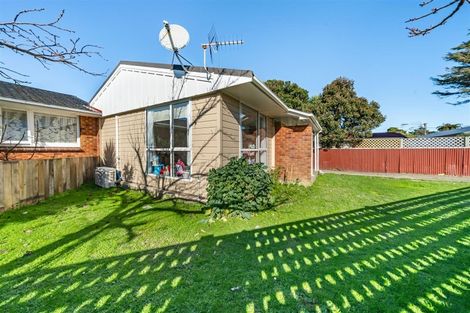 Photo of property in 120 Kings Crescent, Hutt Central, Lower Hutt, 5010