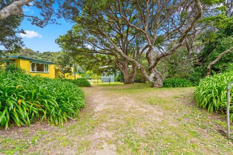 Photo of property in 870 Matapouri Road, Matapouri, Whangarei, 0173