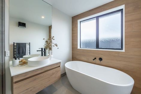 Photo of property in 9 Crosado Place, Rolleston, 7614