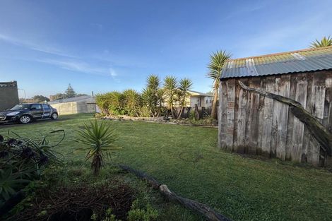 Photo of property in 8 Kuaka Place, Castlecliff, Whanganui, 4501