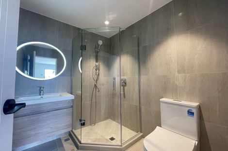 Photo of property in 40d Evelyn Place, Hillcrest, Auckland, 0627