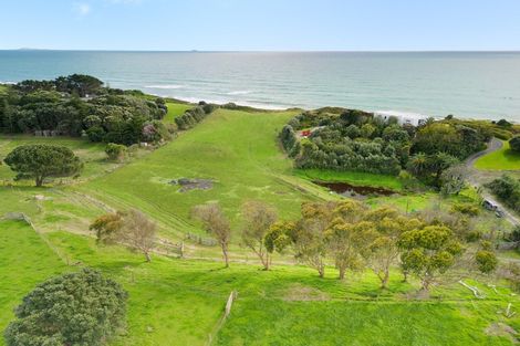 Photo of property in 3b Beach Access, Pukehina, 3186