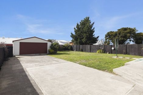 Photo of property in 63 Shortland Street, Wainoni, Christchurch, 8061
