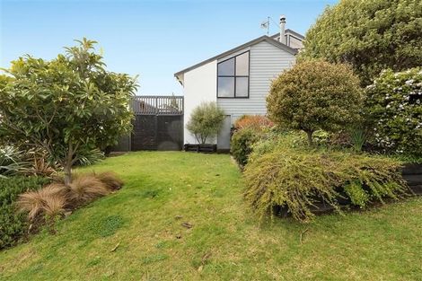 Photo of property in 2 Keam Way, Welcome Bay, Tauranga, 3112