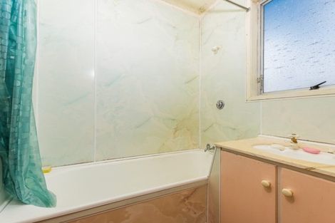 Photo of property in 2/37 John Walker Drive, Manurewa, Auckland, 2102