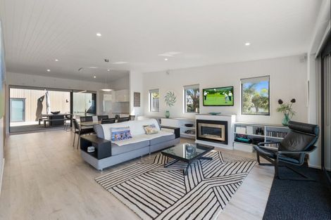 Photo of property in 31 Taranga Road, Langs Beach, Waipu, 0582