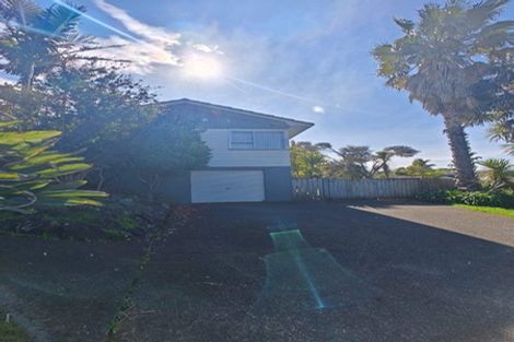 Photo of property in 4 Cranston Street, Torbay, Auckland, 0632